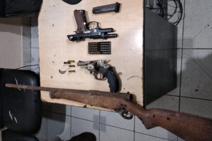 El armamento incautado.