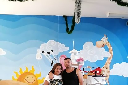 Alias Fito junto a su esposa, Inda Mariela Peñarrieta Tuárez