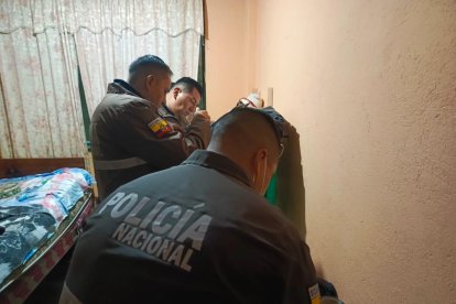 La Policía encontró equipos electrónicos con el material explícito.