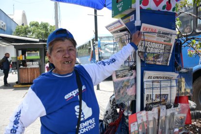 A los 21 años, Margarita Cruz empezó en la venta y voceo de diarios en el sur de Quito.