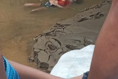 A la mujer la divisaron la tarde del sábado 9 de marzo de 2024.