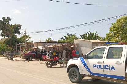 La mañana de este jueves 14 de marzo, atacaron a un hombre en este taller mecánico.