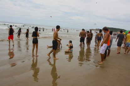 Expertos recomiendan no exponerse al sol.