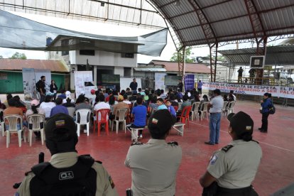 Hubo una reunión sobre la consulta ambiental en Palo Quemado.