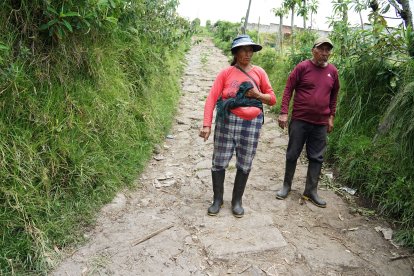 En San Juan de Turubamba no existe alumbrado público en el lugar donde hallaron al hombre macheteado.