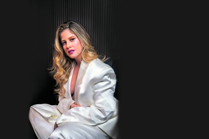 Nikki Mackliff es una cantante ecuatoriana.