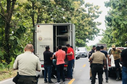 Finalmente se llevaron al hombre a la autopsia.