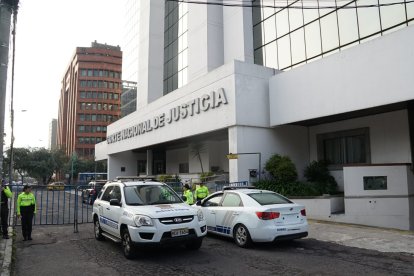 Los alrededores de la Corte Nacional de Justicia están cercados.