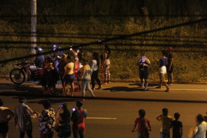 Familiares de los internos llegaron a la zona ante los incidentes.