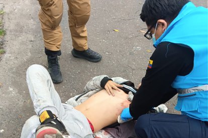 Los tiroteados fueron abordados en la avenida Diego de Vásquez.