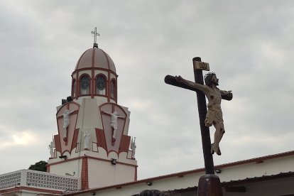 La procesión también inició en el centro de Guayaquil.