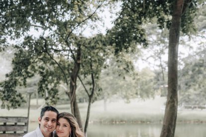 Constanza Baéz Jalil y Nelson Riofrío esperan su segundo bebé.