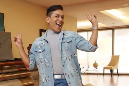 Carlos Menéndez conforma la delegación que irá a Estados Unidos a participar en una competencia de baile.