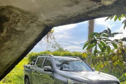 Al exconviviente y su carro fueron hallados en una zona montañosa de Eloy Alfaro.