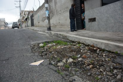 Según los habitantes, los daños datan de enero de 2024. Piden una reparación integral.