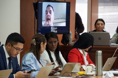 Muñoz compareció ante la Corte Nacional de Justicia. A la diligencia asistió la Fiscal General del Estado, Diana Salazar.