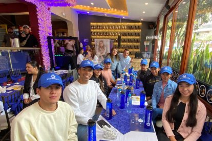 Deportistas representados por la agencia Big Events reciben capacitación en marketing y redes sociales.