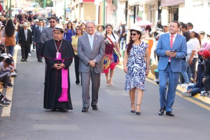 Este viernes 12 de abril se realizó el desfile estudiantil.