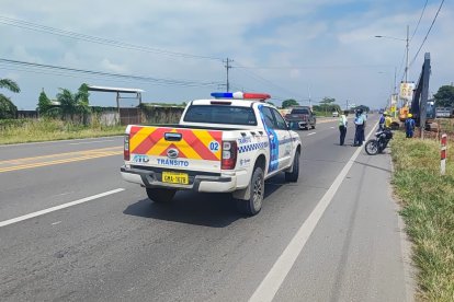 Mediante agencia municipal propia, Durán maneja su tránsito vehicular.