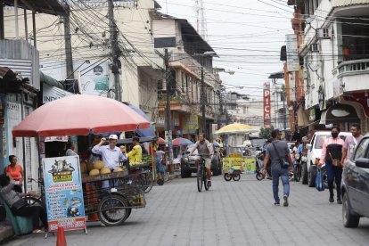 El casco comercial de la ciudad lucía con menos peatones que en días normales, según sus habitantes.