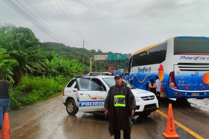 Se registran inundaciones en Esmeraldas.