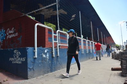 El graderío será derrocado como parte del plan de mejora.