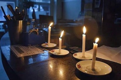 Cnel anuncia que los cortes de luz se extenderán en ciertos sectores.