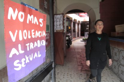 Nelly Hernández explica sobre la situación que atraviesan sus compañeras.