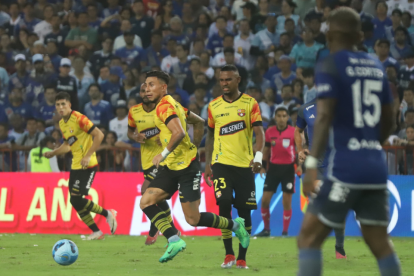 Joao Rojas fue de los más desequilibrantes de Barcelona.