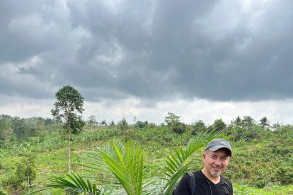 Edward Espinoza Fiallos trabajaba en el cultivo de palma.