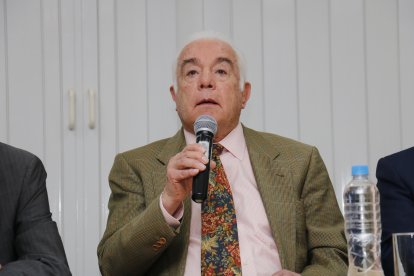 Hubo 95 votos a favor de la censura, se necesitaban 92.