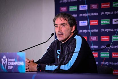 Guillermo Almada ex Barcelona ahora en Pachuca.