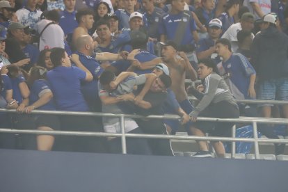 CLASICO DEL ASTILLERO_CARLOS KLINGER