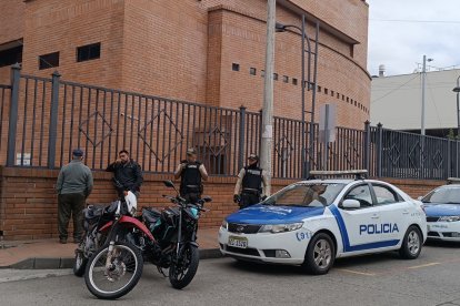 La audiencia se cumplió en el complejo judicial de Azuay con un fuerte resguardo policial.