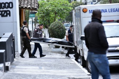 El cuerpo fue llevado al Laboratorio de Criminalística y Ciencias Forenses, de Quito.