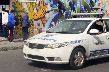 Agentes acudieron al sitio para atender la emergencia. (Imagen referencial)