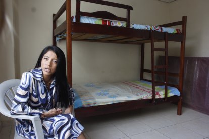 Jéssica anhela algún día poder tener a sus hijos de vuelta en su país. La litera donde dormían sus niños.