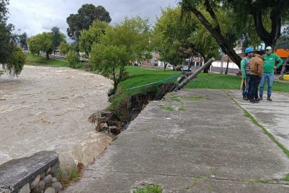 El intenso caudal del río Tomebamba.