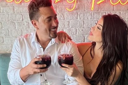 Nathalie Carvajal y Chicho Trujillo son señalados en las redes de showseros.