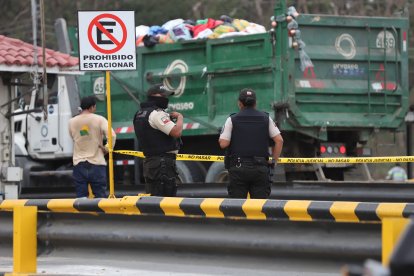 Agentes de la Policía llegaron hasta el lugar de los hechos.