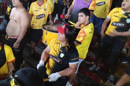 Yolanda Mero en la barra Sur Oscura de Barcelona.