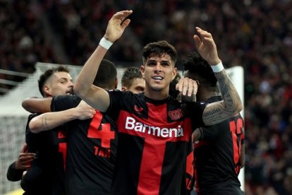 Piero Hincapié es jugador del Bayern Leverkusen.