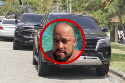 En la lista de bienes colocados a nombre de testaferros aparecen carros de diferentes modelos, como un Land Rover, Chevrolet y Toyota