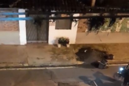 En Tumbaco, parroquia oriental de Quito, han reportado daños en una vía.