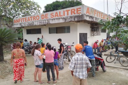 Familiares de las dos víctimas realizaron, este miércoles 15 de mayo, los trámites en el anfiteatro local para el sepelio.