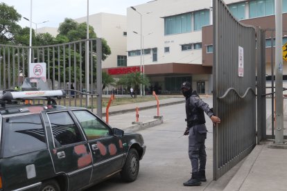 El hospital esta ubicado en el sector de Monte Sinaí, perteneciente al distrito Nueva Prosperina.