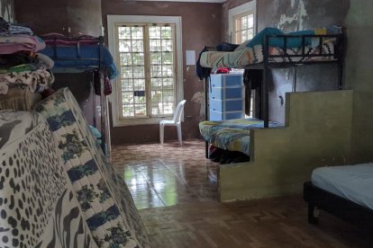 Interior de uno de los centros ilegales de tratamiento para adicciones en la parroquia Chongón.