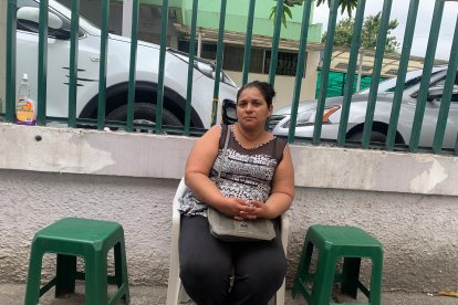 Gladys Moreno, dueña de la carreta destruida por el decomiso de agentes municipales.