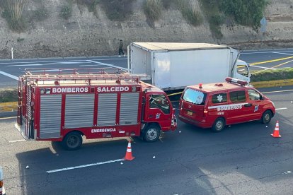 Paramédicos atendieron a los heridos.