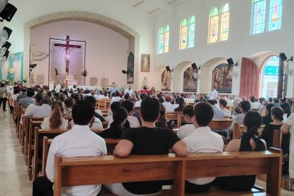 Los restos de Claudia Martínez Barberán fueron trasladados a su natal cantón Chone.